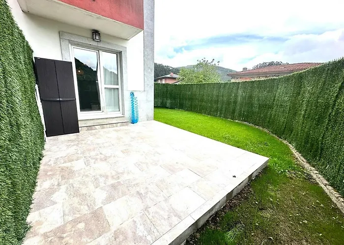 Reformado Con Piscina Y Jardin Gibaja