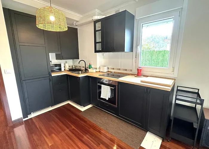 Reformado Con Piscina Y Jardin 아파트 *