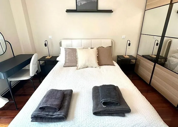 Reformado Con Piscina Y Jardin 아파트 Gibaja